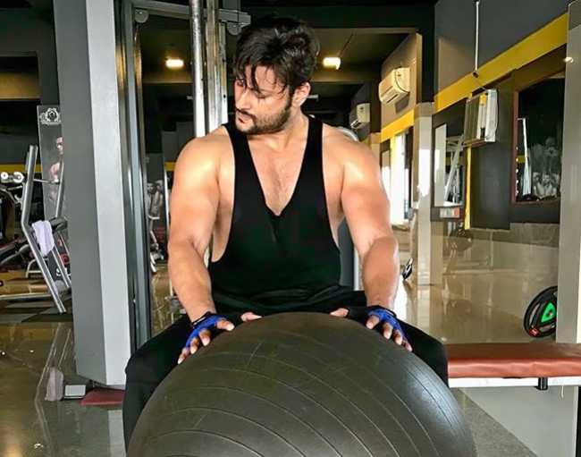 Anubhav Mohanty pics