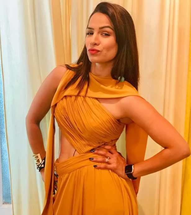 Shikha Singh wiki Biography DOB Height Serials images