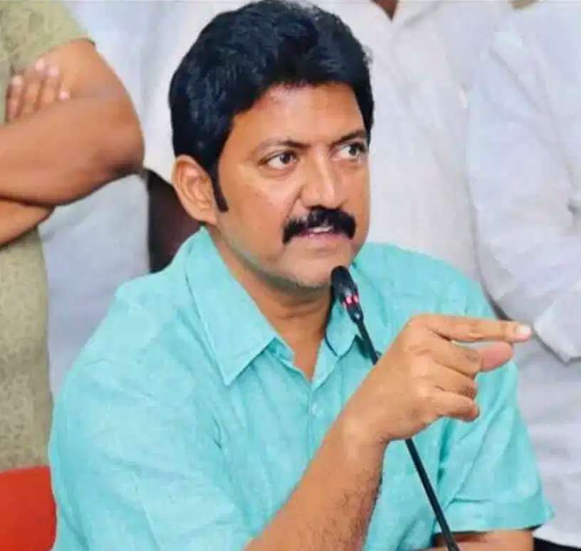 Vallabhaneni Vamsi photo