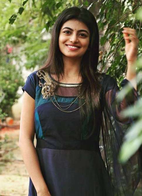 Anandhi wiki Biography Height Net Worth images