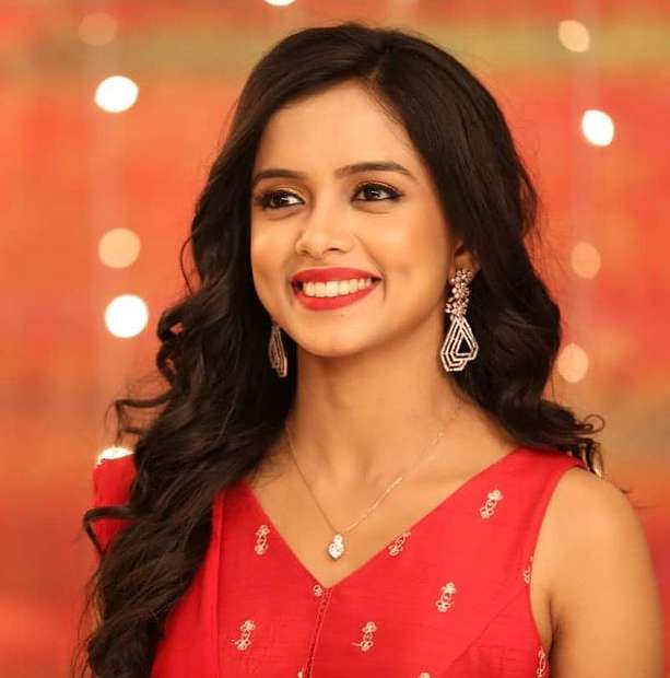 Megha Ray wiki Biography Height Net Worth images