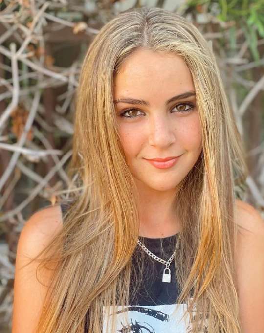 Lexy Kolker wiki Biography Height Net Worth images