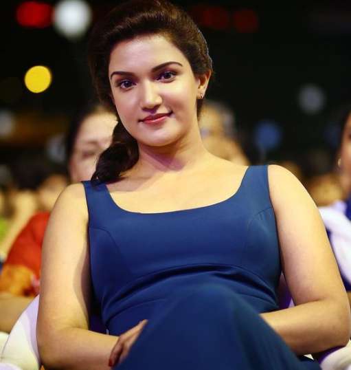 Honey Rose photos